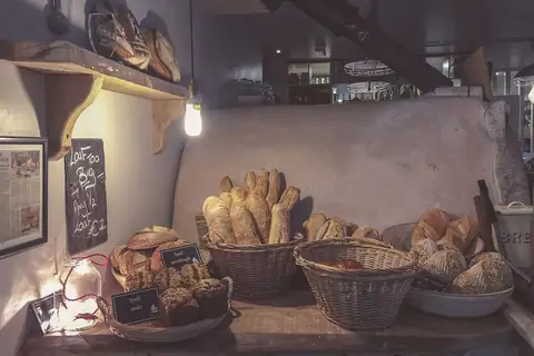 Dee Light Bakery photo 2